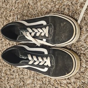 Boys size 5 vans